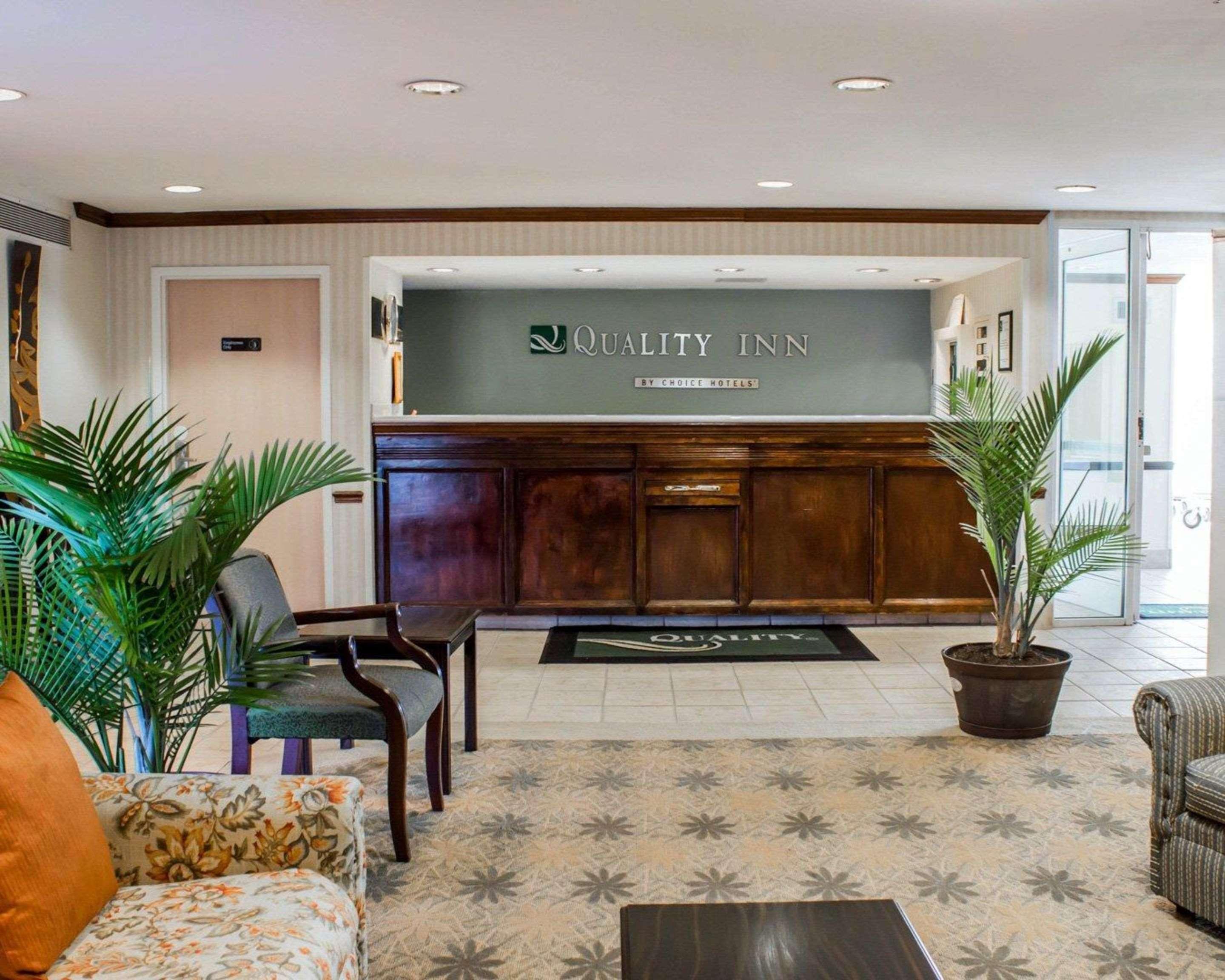Quality Inn Rocky Mount Exterior foto