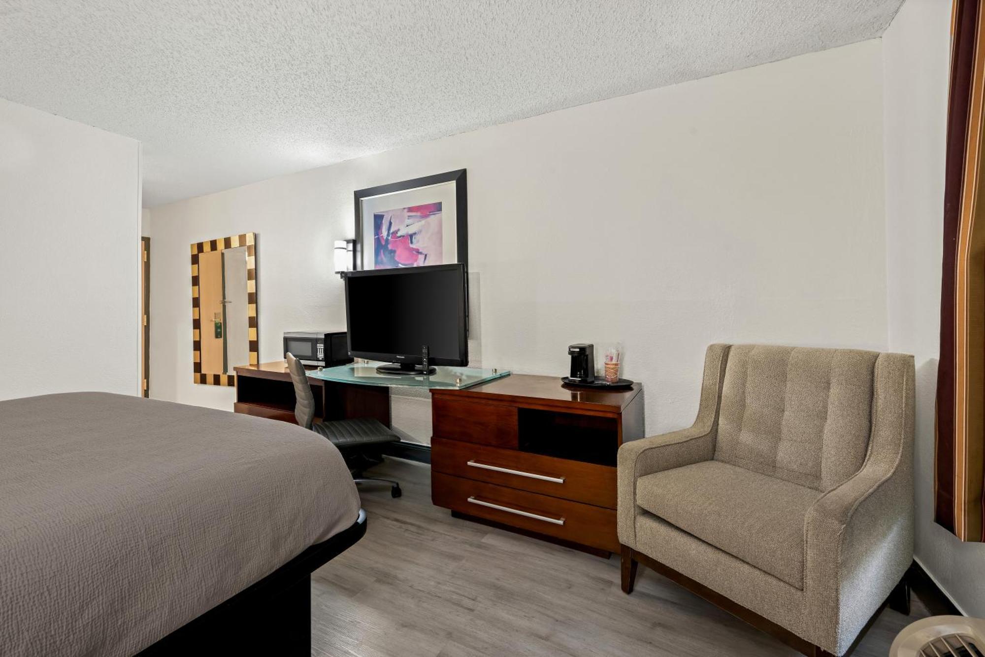Quality Inn Rocky Mount Exterior foto